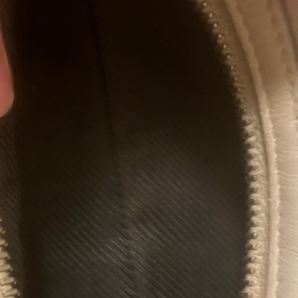 Gucci bag used only once - Picture 8 of 8